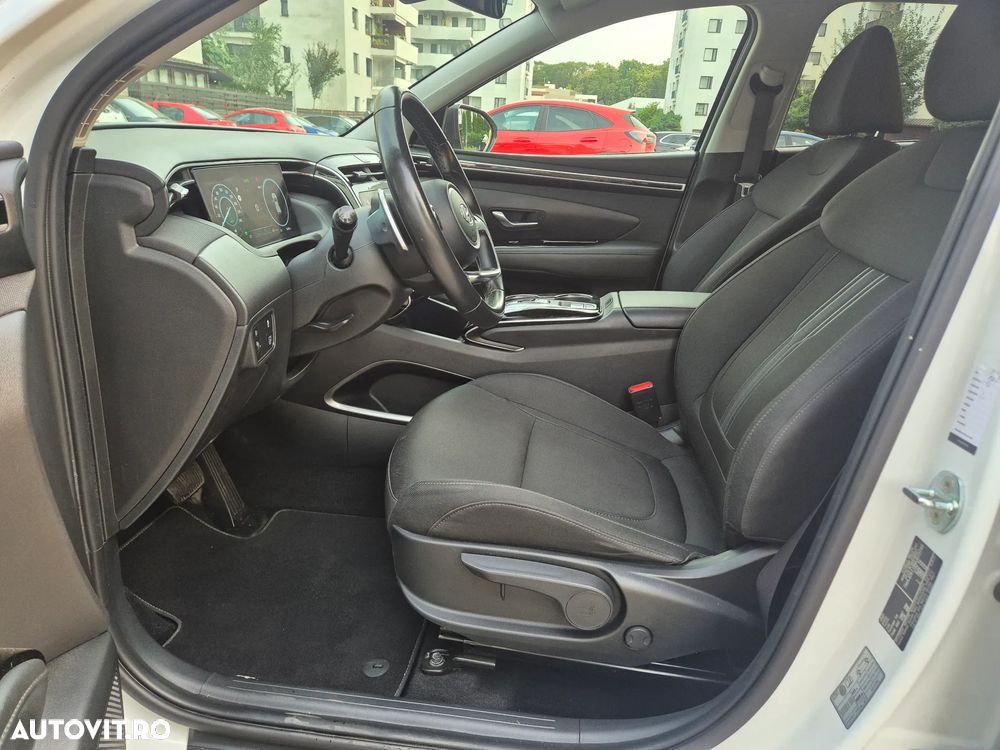 Hyundai Tucson 1.6 T-GDi HEV 2WD Select - 12
