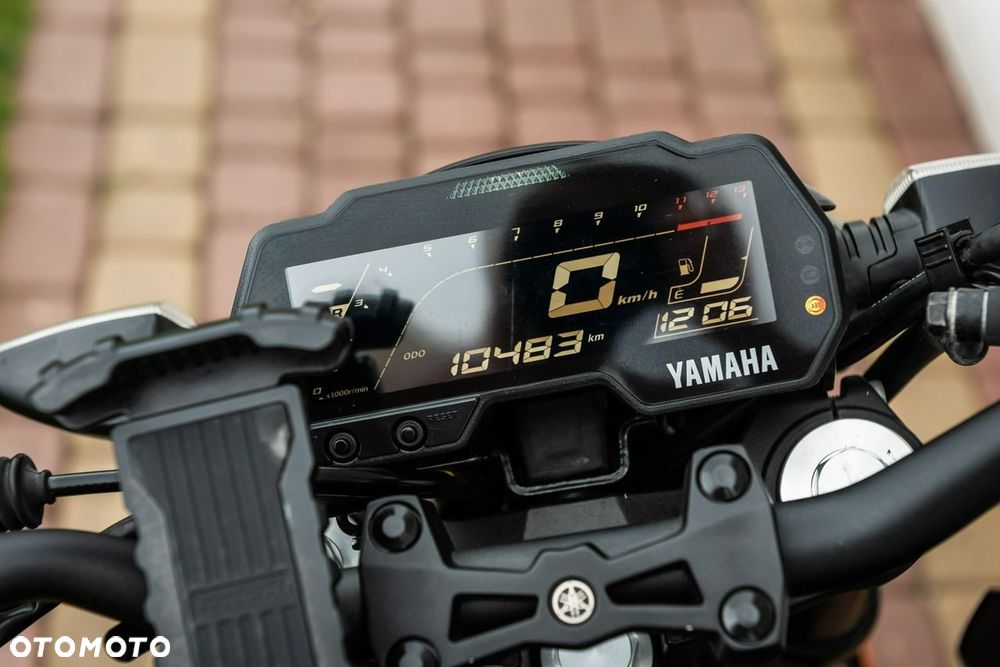 Yamaha MT - 13