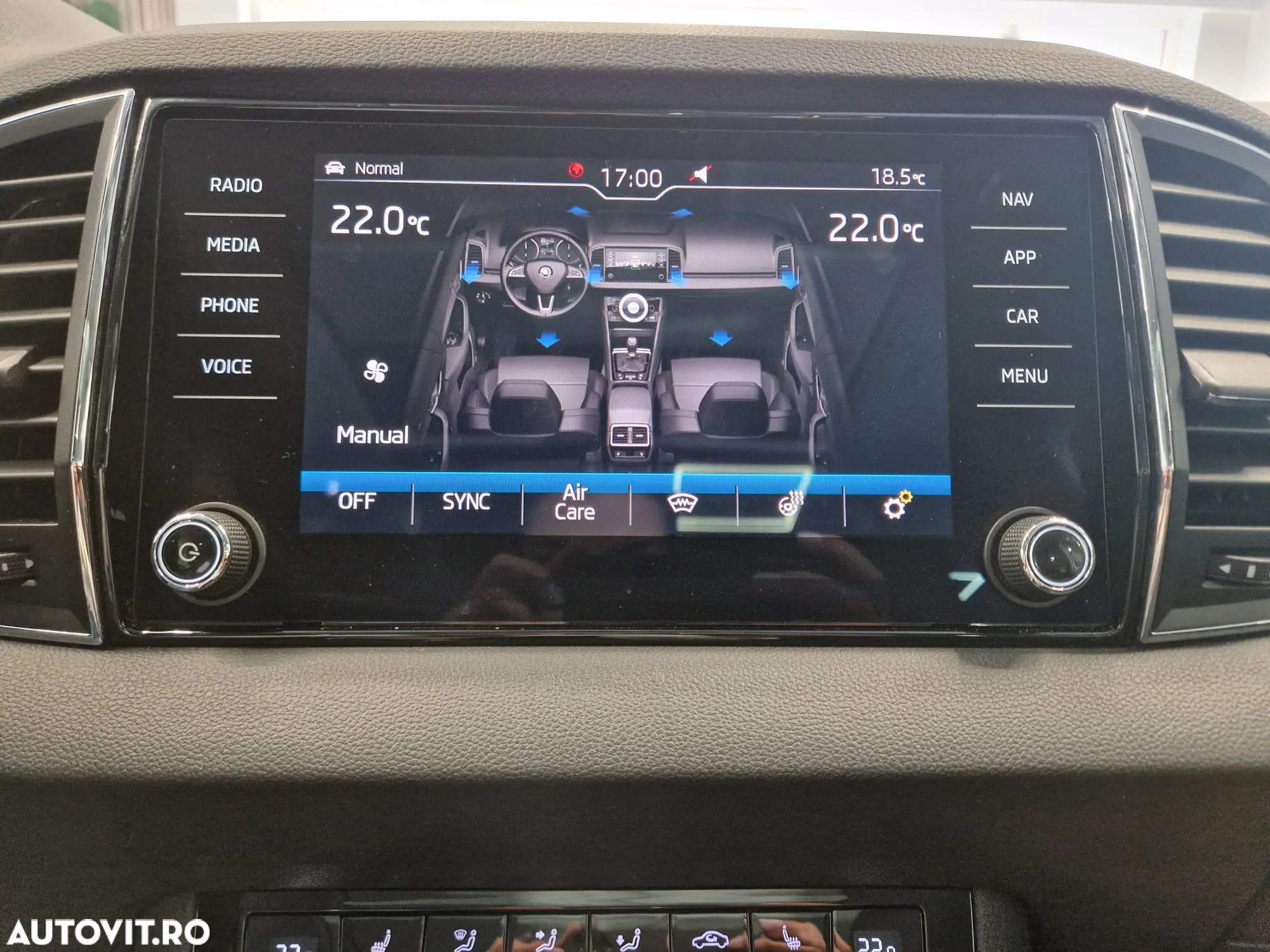 Skoda Karoq 1.6 TDI DSG Style - 31