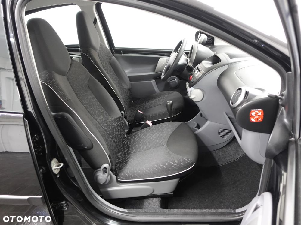 Peugeot 107 70 Filou - 26