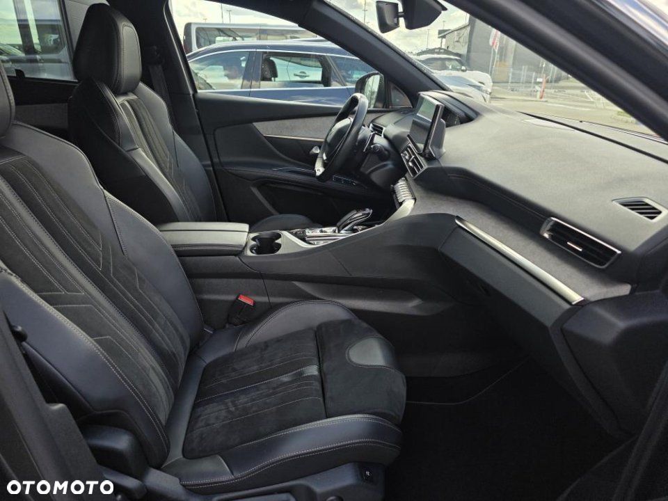 Peugeot 5008 - 23