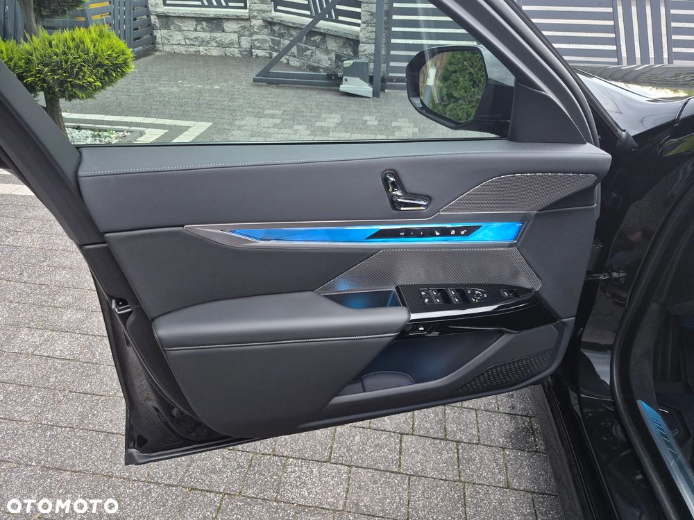 BMW Seria 7 - 10