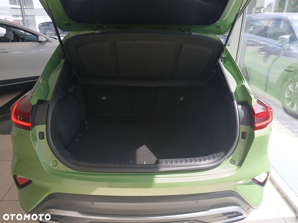 Kia XCeed 1.6 T-GDI Business Line DCT - 17