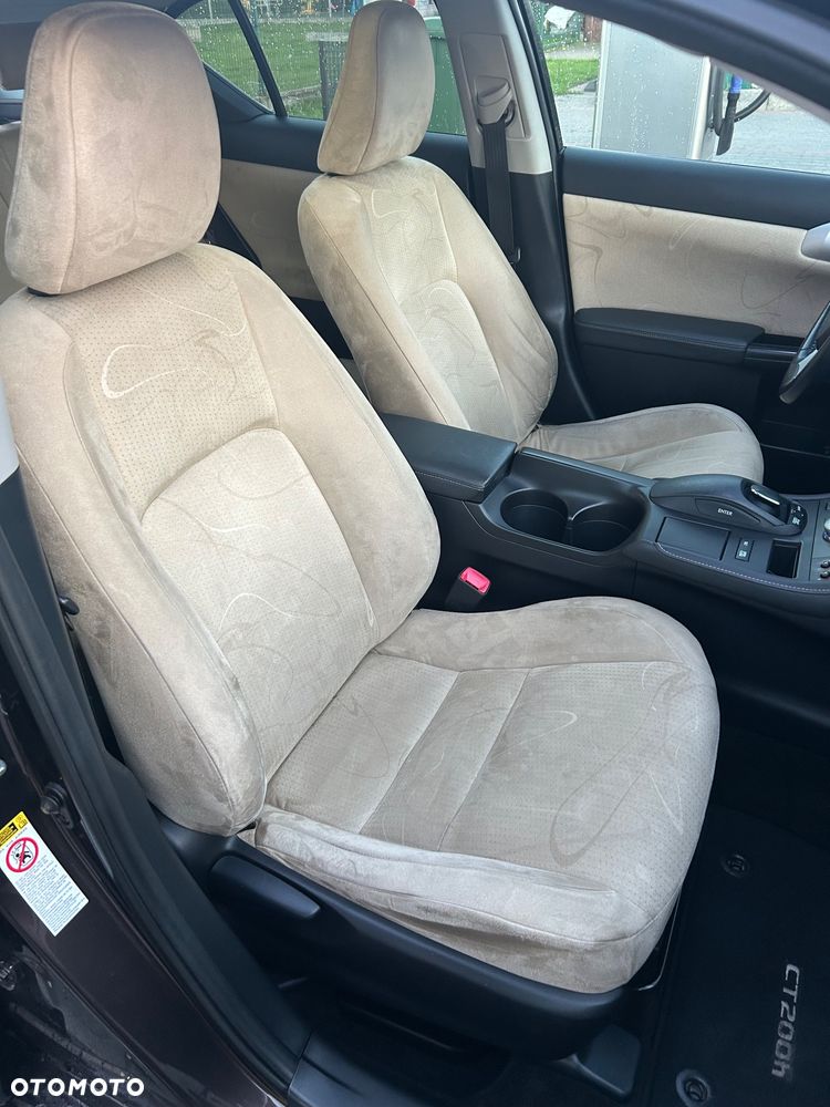 Lexus CT 200h Elegance - 36