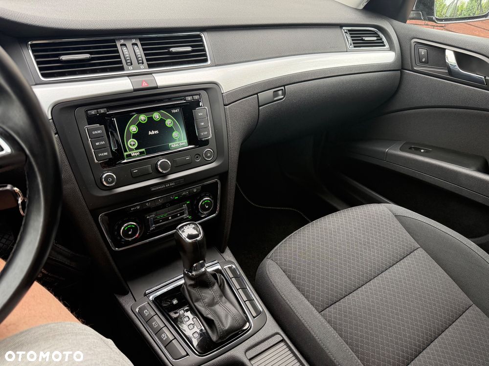 Skoda Superb 2.0 TDI Business DSG - 11