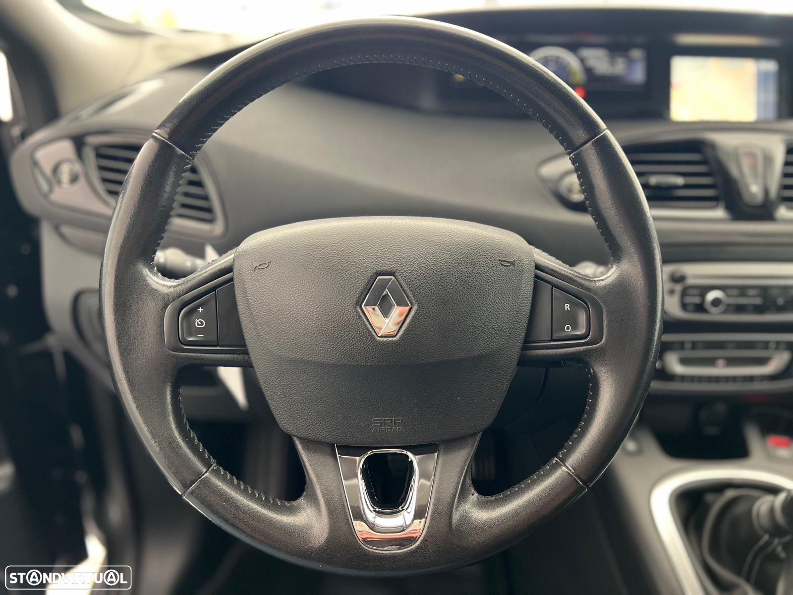 Renault Scénic 1.5 dCi Exclusive SS - 16