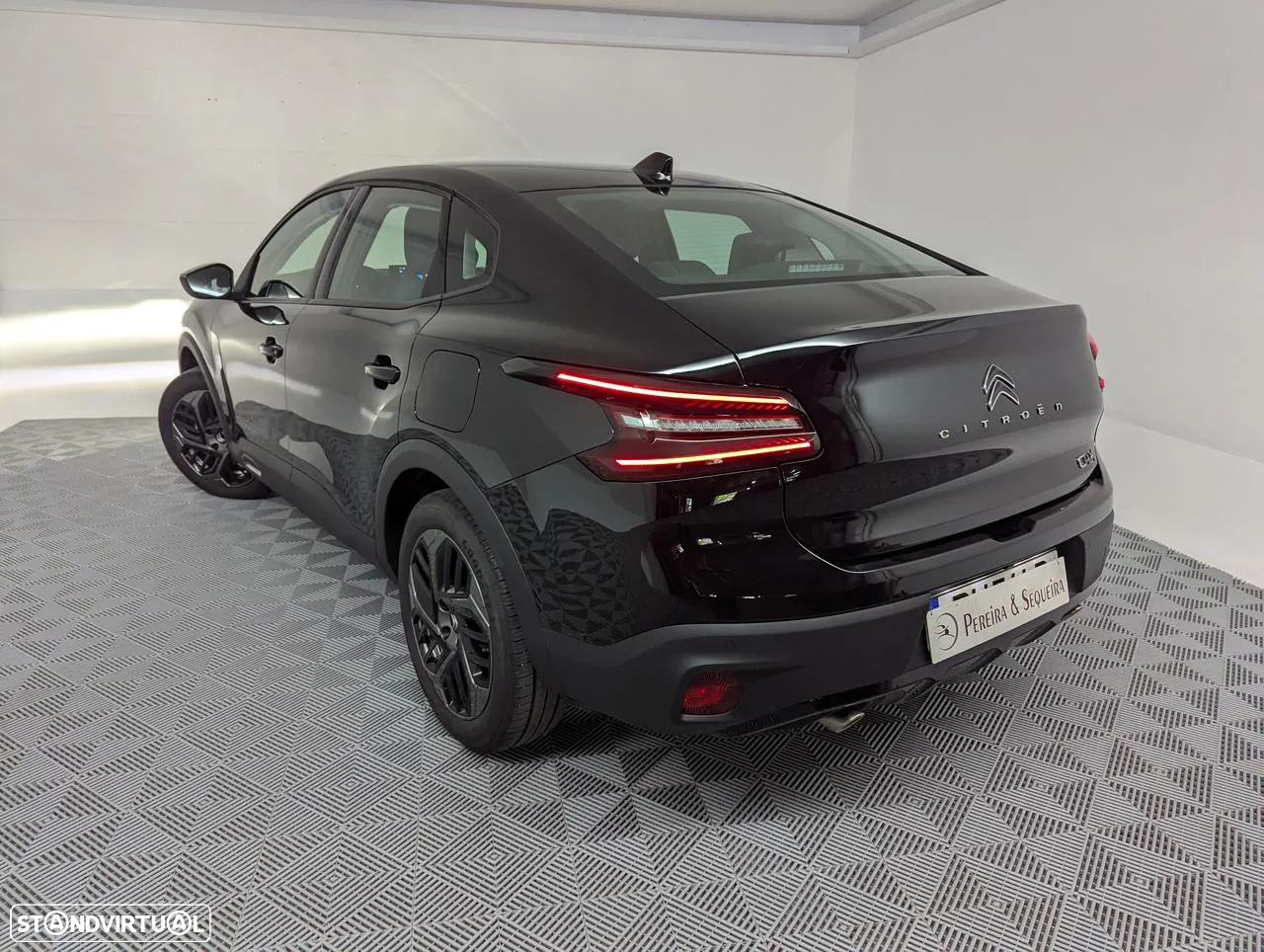 Citroën C4 X 1.2 PureTech Plus EAT8 - 10