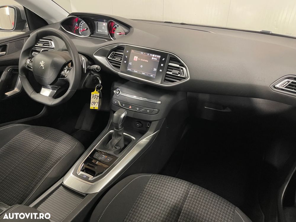 Peugeot 308 SW BlueHDi 130 EAT8 Allure - 8