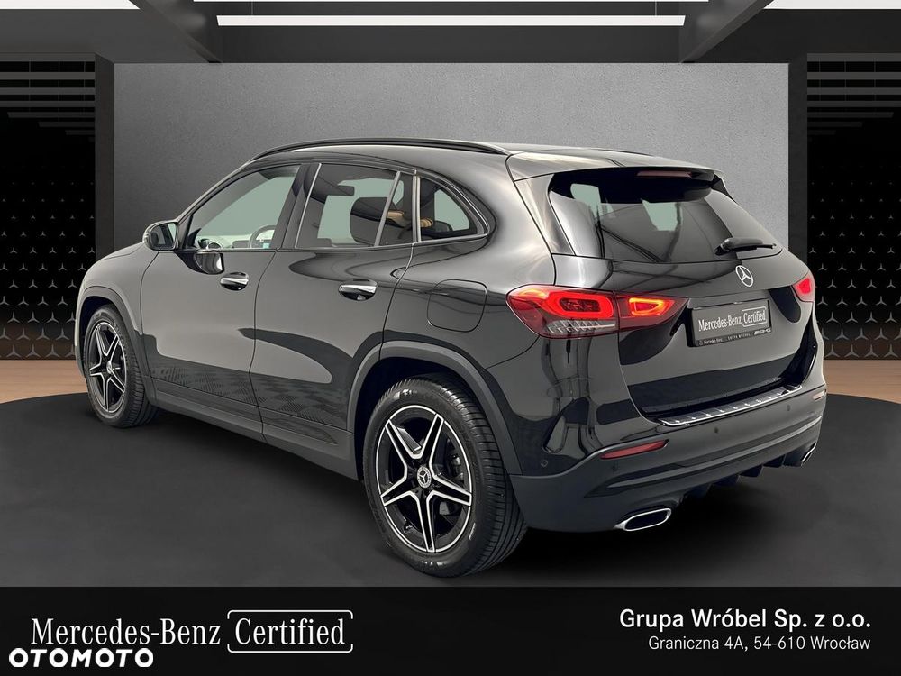 Mercedes-Benz GLA 200 AMG Line - 4