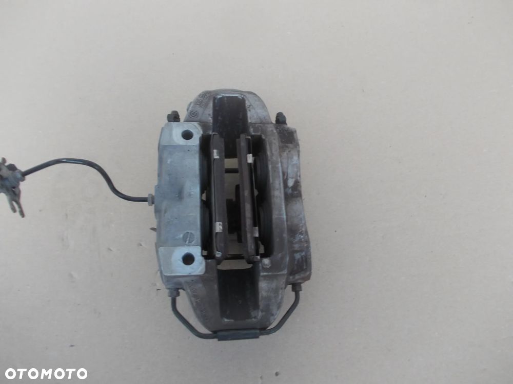 Zacisk przód lewy  Alfa Romeo Stelvio - 13