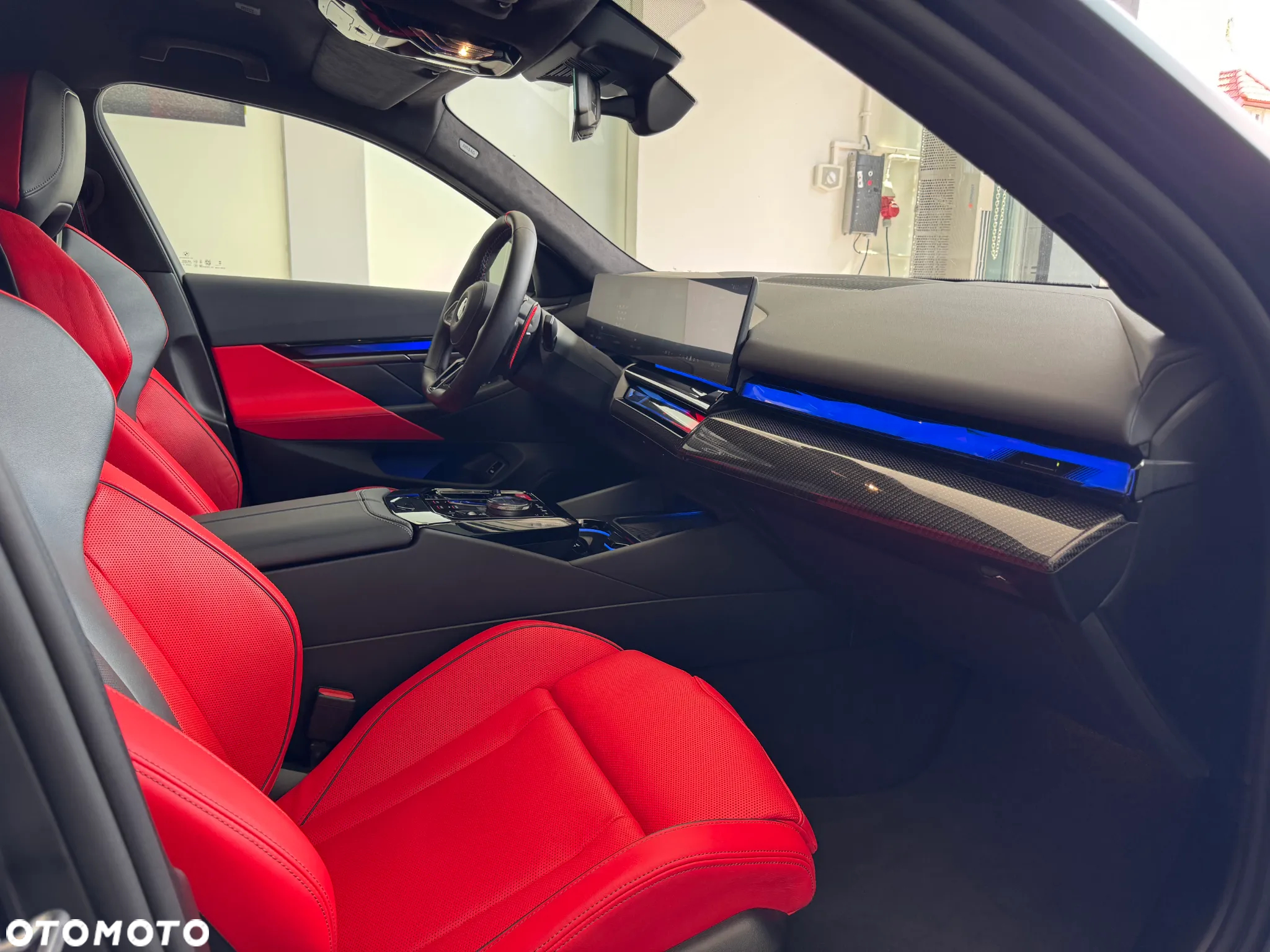 BMW M5 PHEV - 12