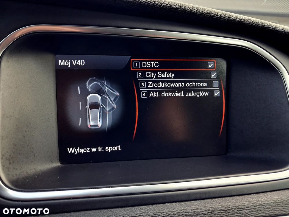 Volvo V40 Cross Country D2 Summum - 33