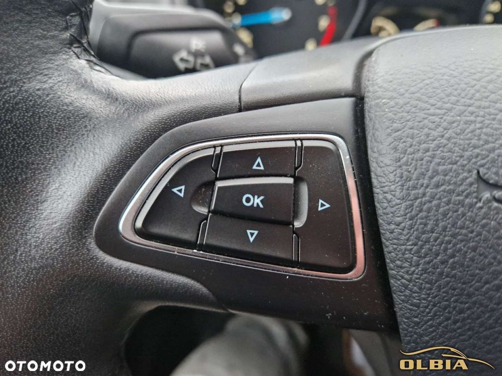 Ford Focus 1.0 EcoBoost Trend Edition - 28