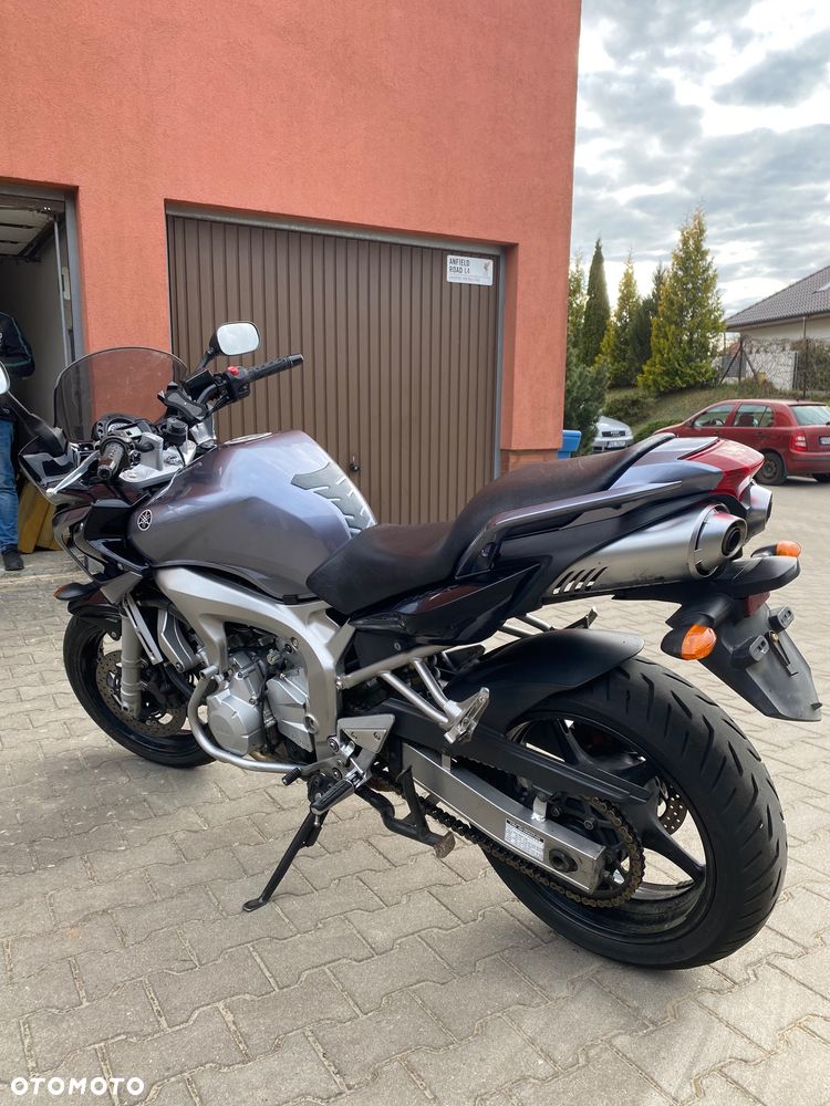 Yamaha FZ6 - 3