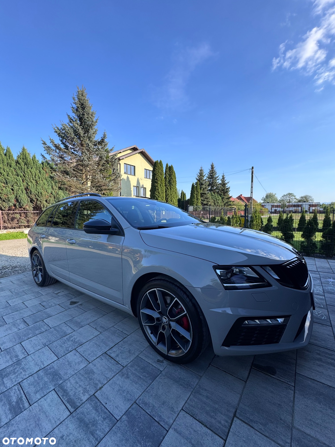 Skoda Octavia 2.0 TDI DSG RS - 3