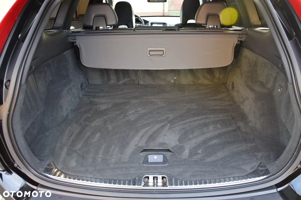 Volvo XC 60 D5 AWD Summum - 20