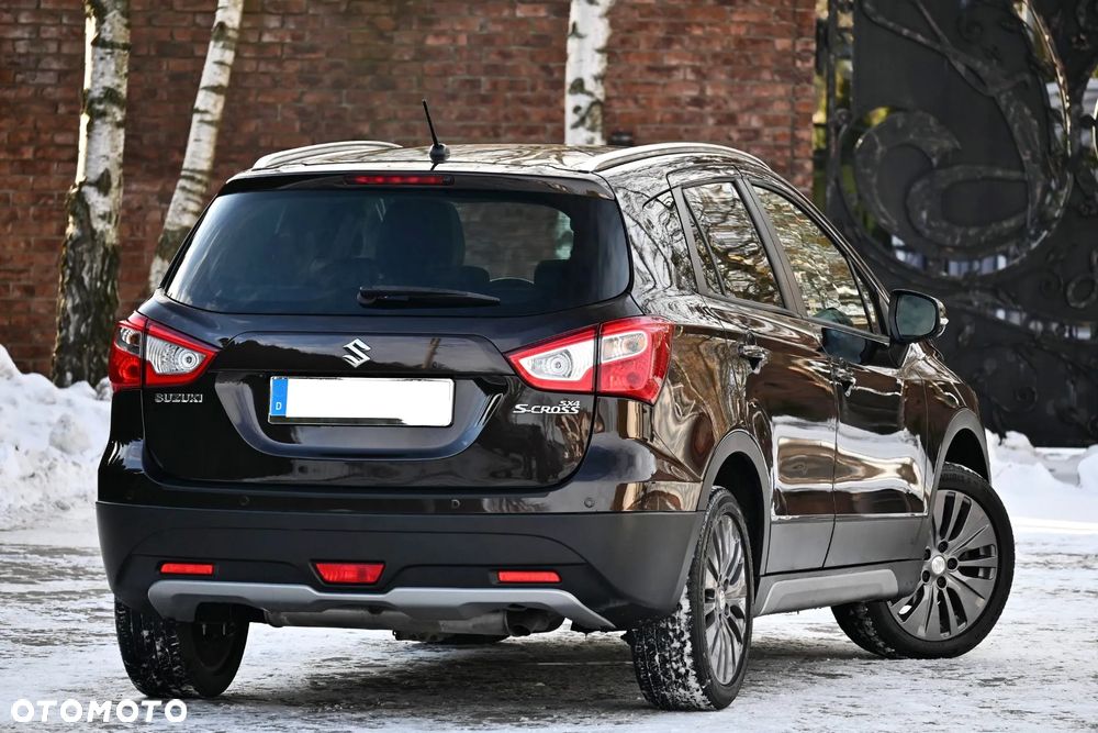 Suzuki SX4 S-Cross 1.6 DDiS Premium 4WD - 11