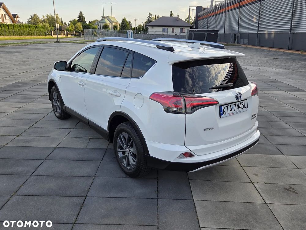 Toyota RAV4 Hybrid Selection 4x4 - 12