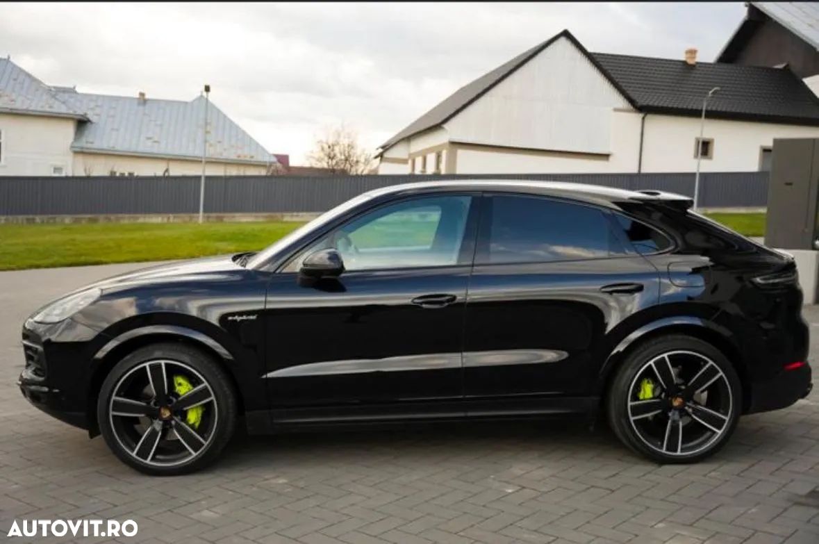 Porsche Cayenne Coupe - 1