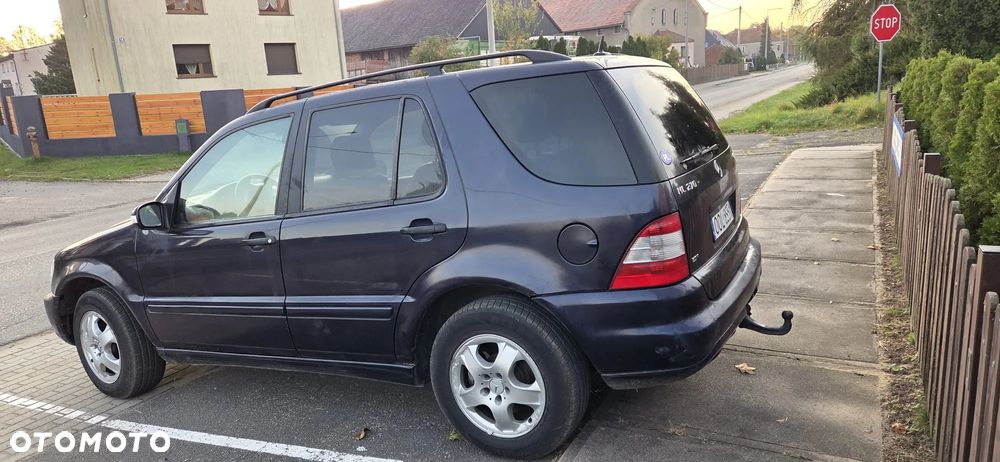 Mercedes-Benz ML - 8