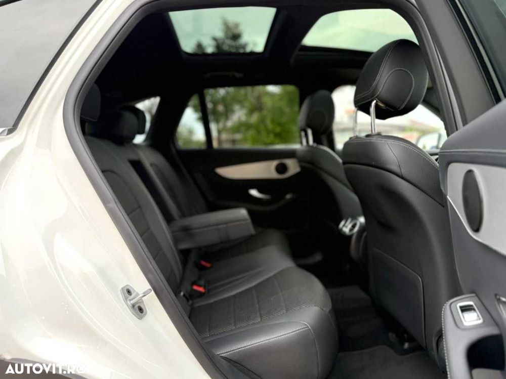 Mercedes-Benz GLC - 23