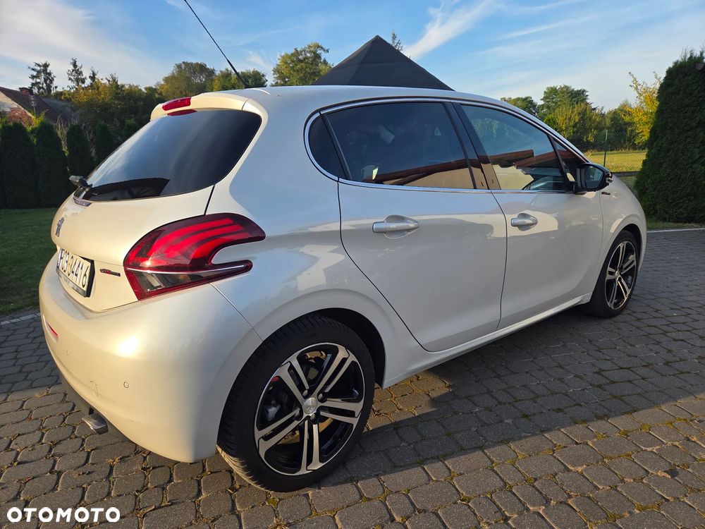 Peugeot 208 PureTech 110 Stop & Start Allure - 3
