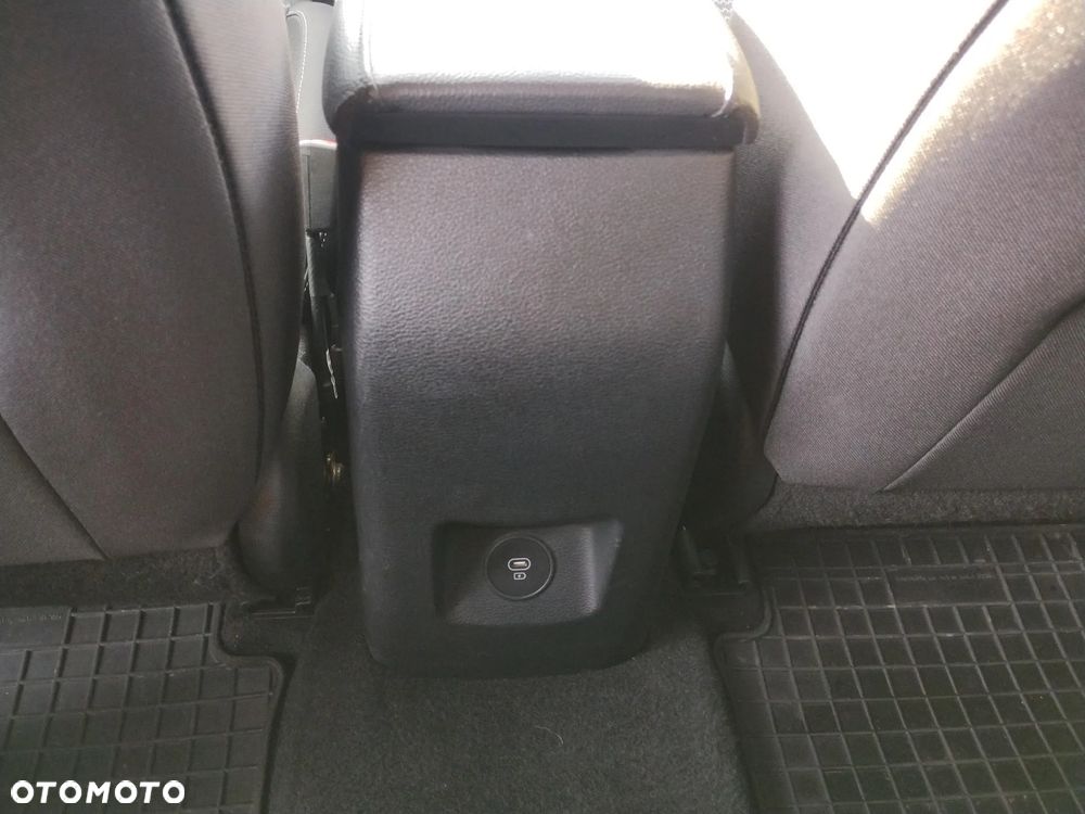 Kia Ceed 1.5 T-GDI M - 31