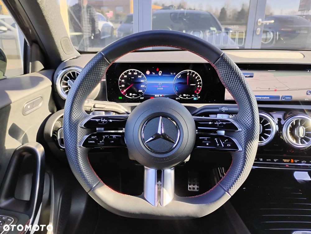 Mercedes-Benz Klasa A 250 e PHEV AMG Line 8G-DCT - 19