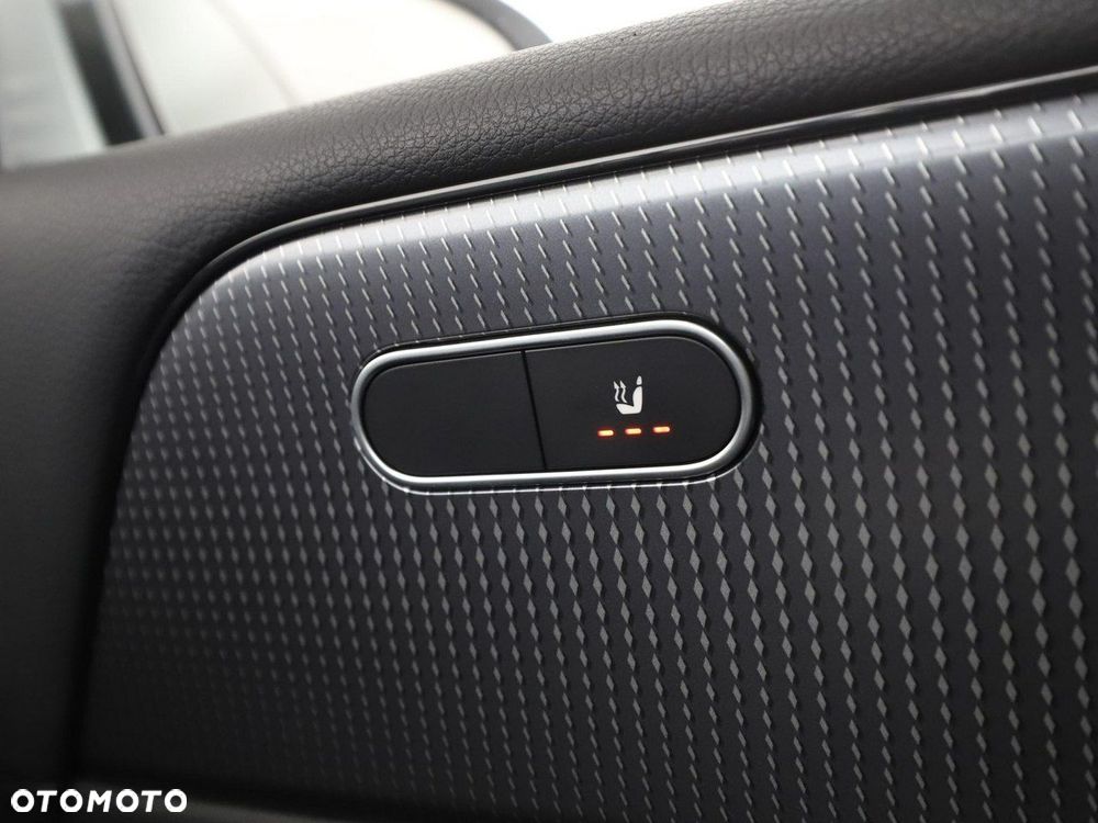 Mercedes-Benz Klasa B 250 7G-DCT Progressive - 36