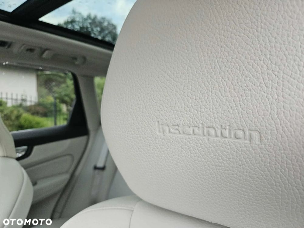 Volvo XC 60 T5 AWD Inscription - 22