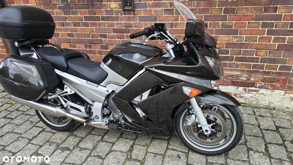 Yamaha FJR - 26