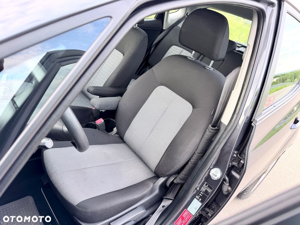 Kia Venga 1.4 L - 9