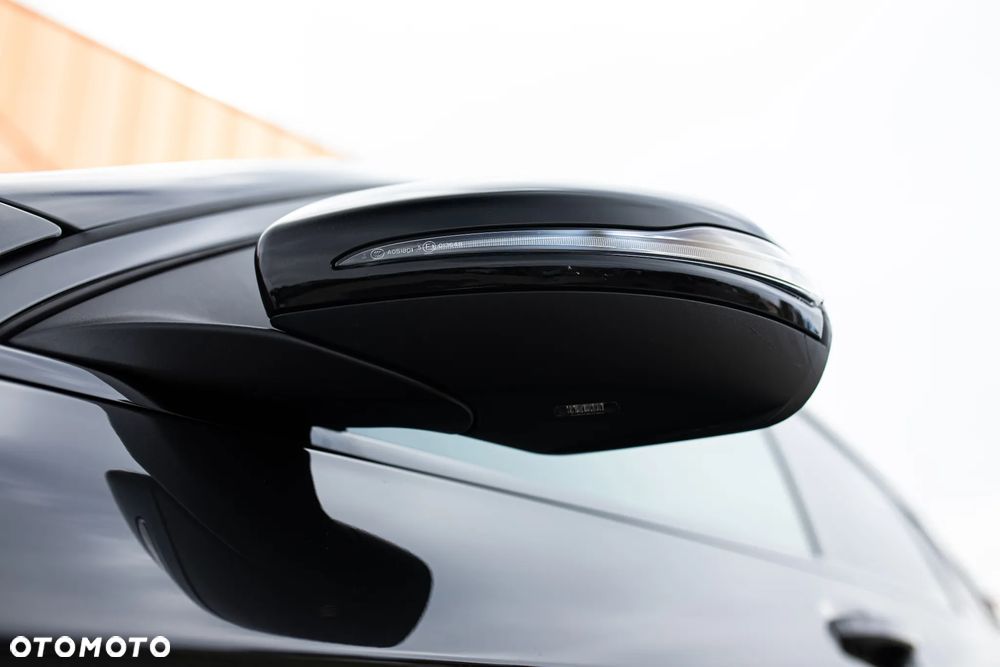 Mercedes-Benz GLC 220 d 4Matic 9G-TRONIC AMG Line Plus - 13