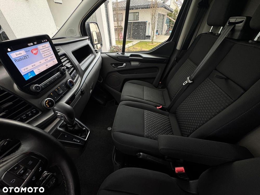 Ford TRANSIT CUSTOM - 16