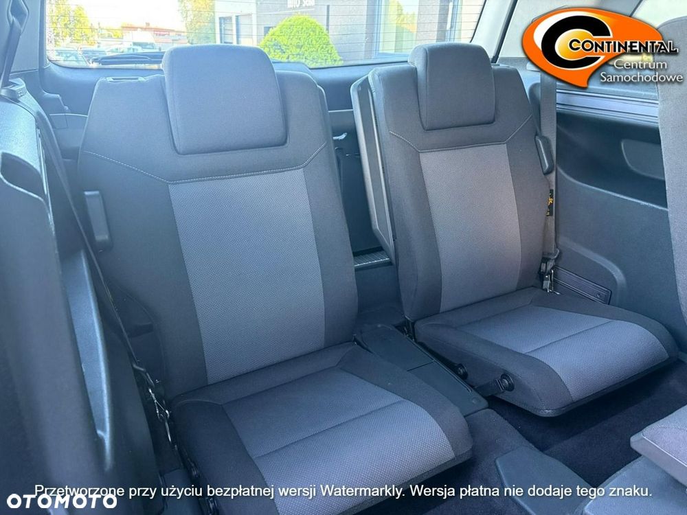 Opel Zafira - 9