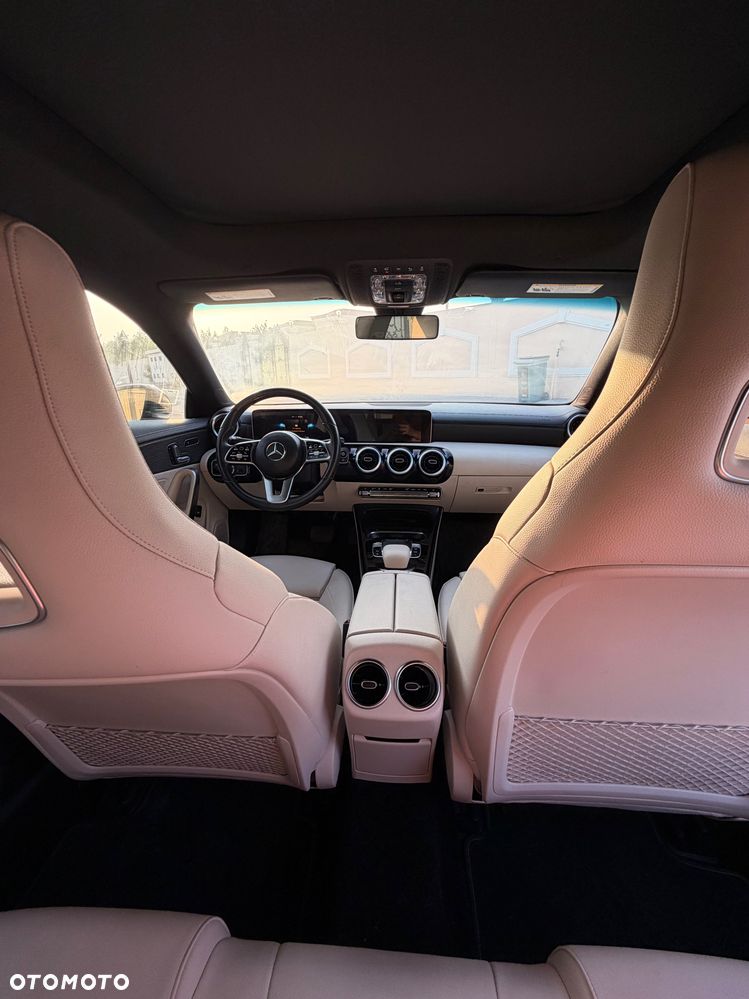 Mercedes-Benz CLA 250 7G-DCT - 10
