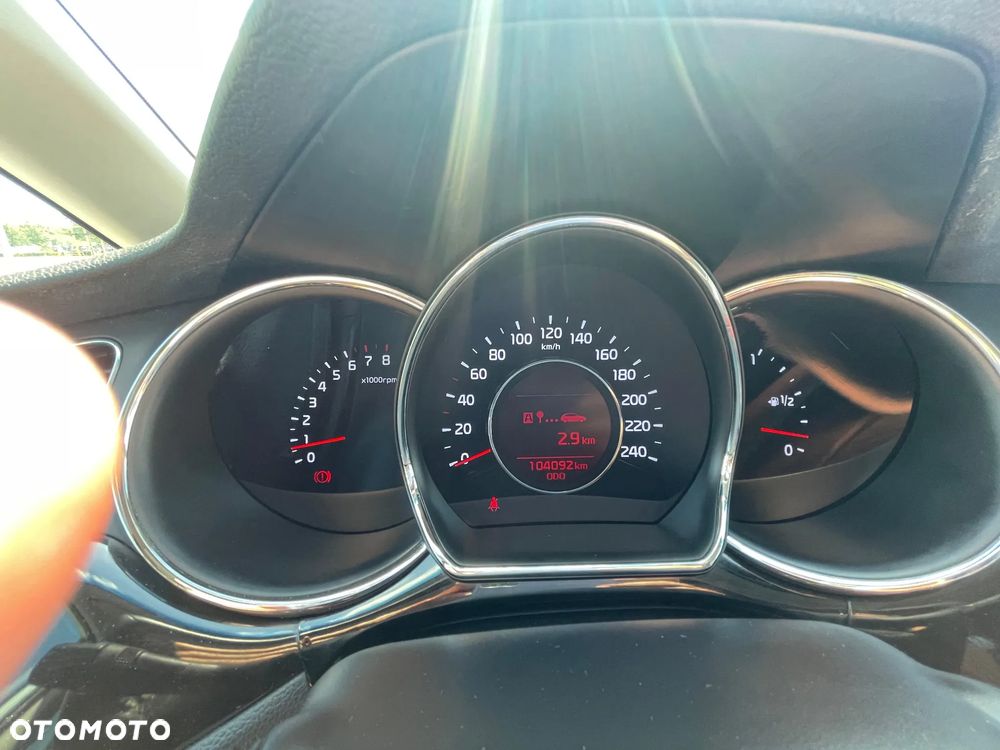 Kia Ceed 1.6 GDI ISG UEFA EURO 2016 - 21