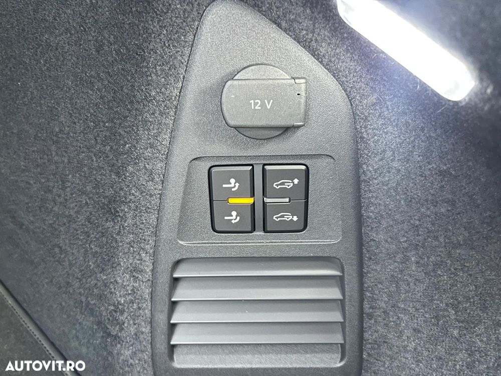 Volkswagen Touareg 3.0 V6 TDI 4Motion DPF Automatik R-Line - 12