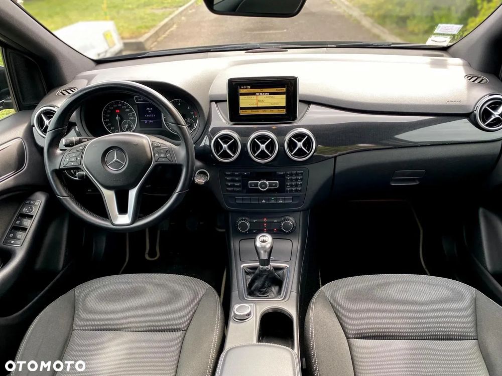 Mercedes-Benz Klasa B 180 CDI - 23