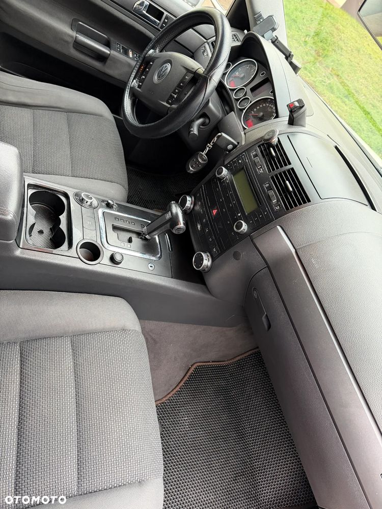 Volkswagen Touareg - 10