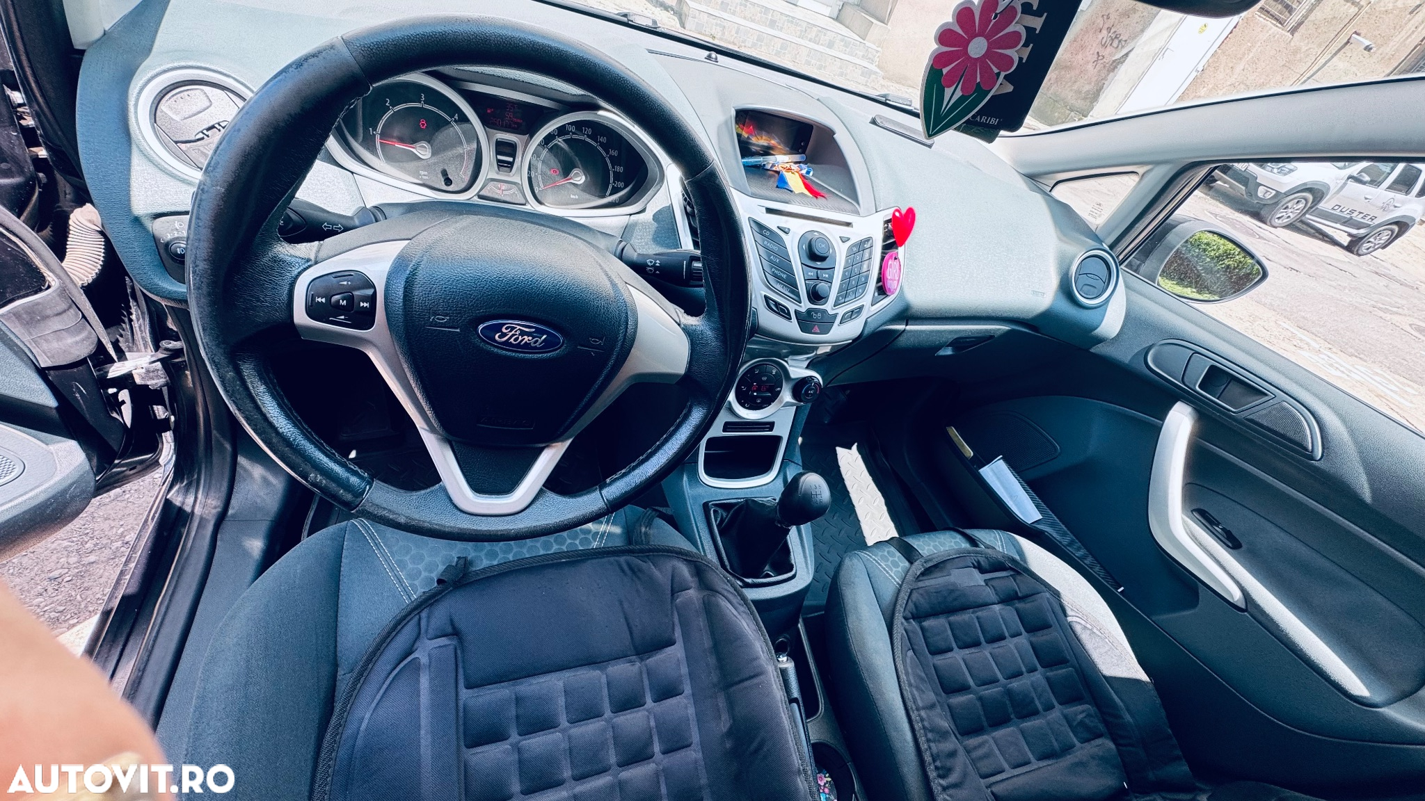 Ford Fiesta 1.4 TDCi Comfort - 8