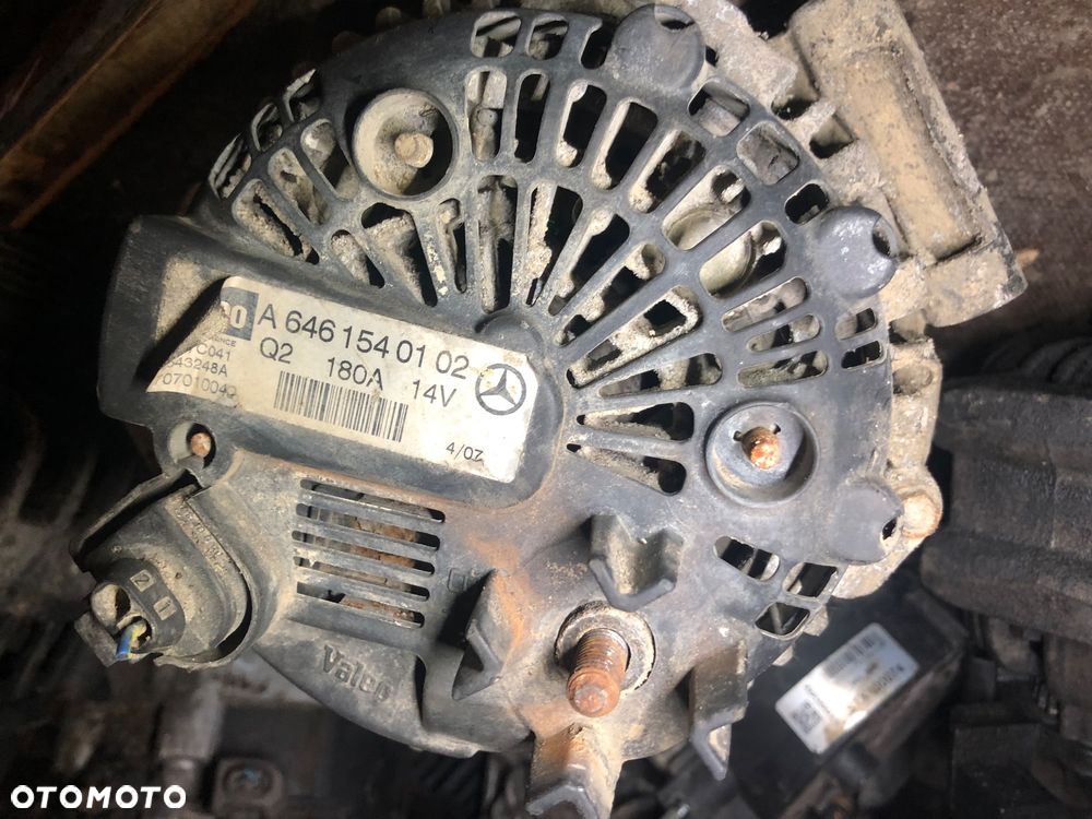 Alternator Mercedes Vito W639 2.2 CDI 150 km A6461540102 - 1