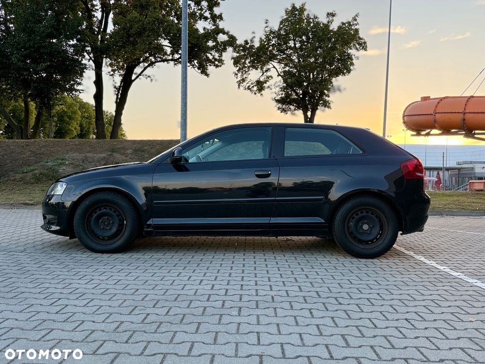 Audi A3 3-drzwiowe 2.0 TDI Attraction - 4