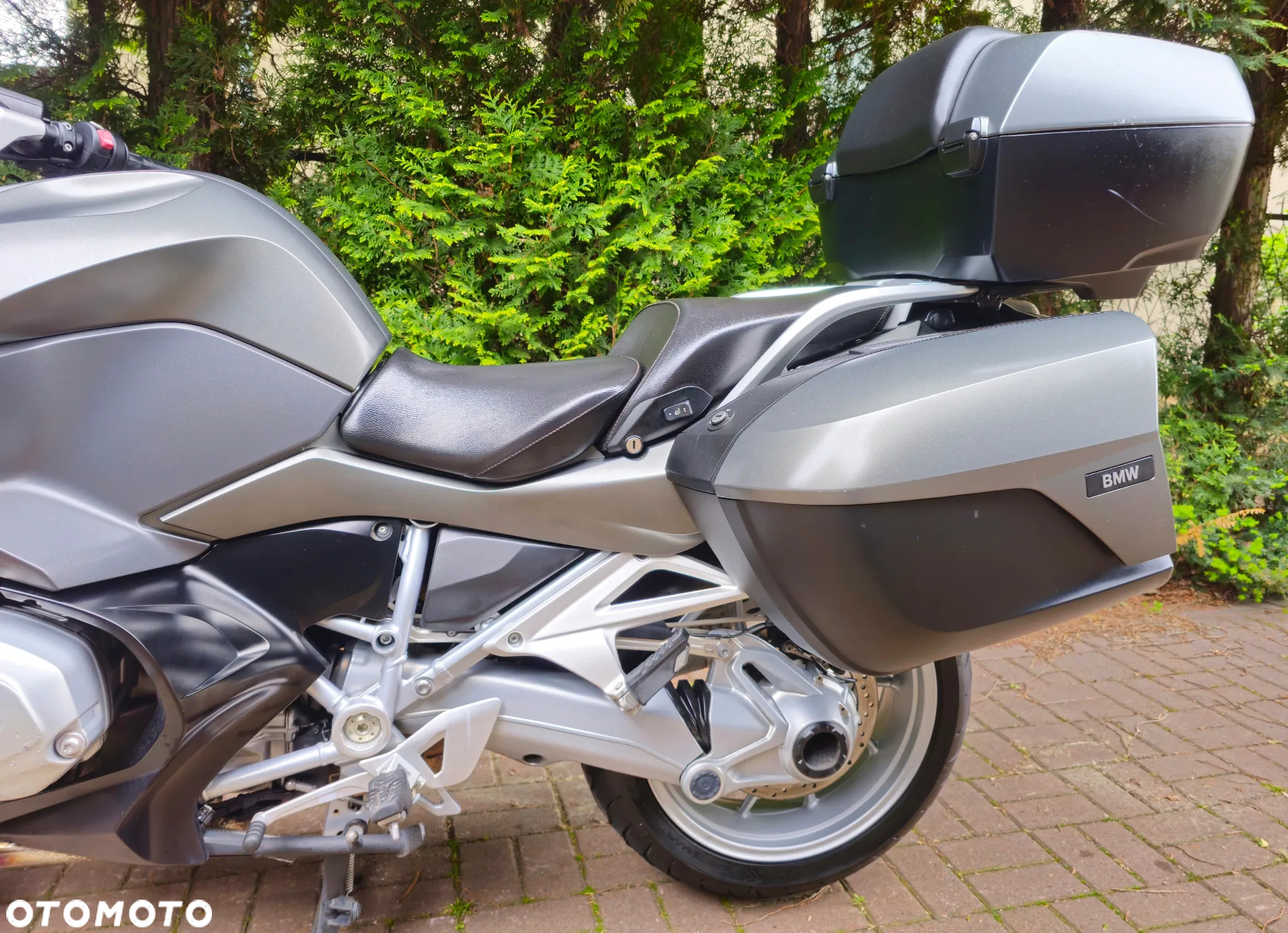BMW R - 16