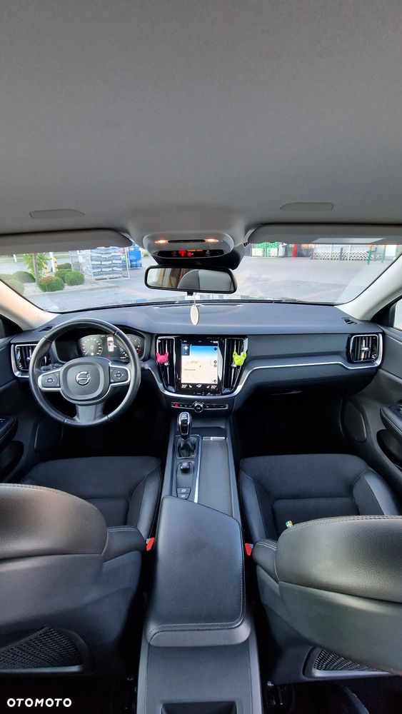 Volvo V60 D3 Momentum Pro - 13