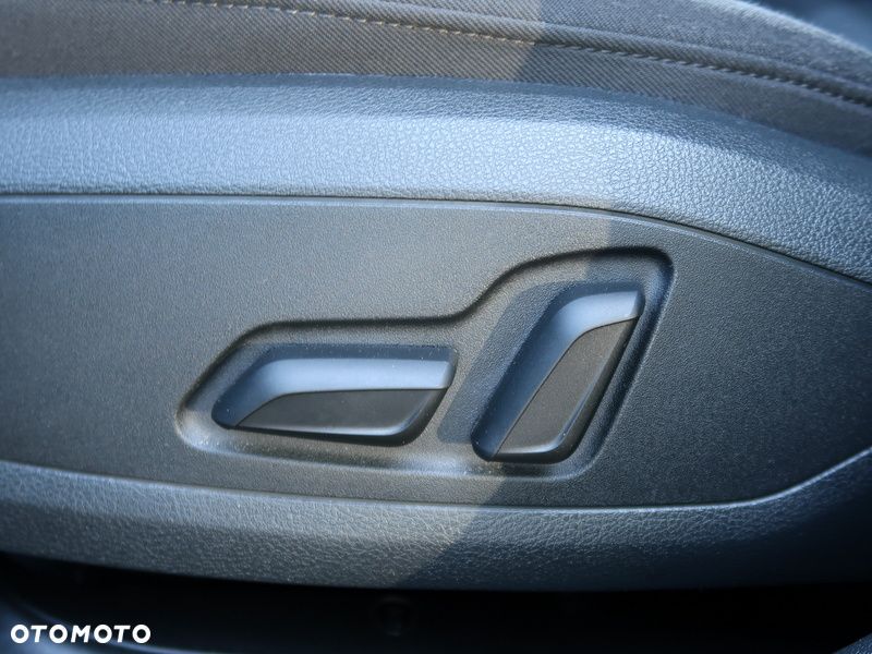 Audi A4 Limousine 35 TFSI mHEV Advanced S tronic - 27