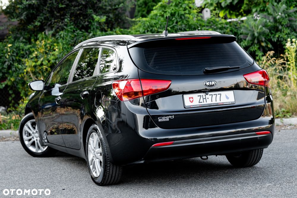 Kia Ceed 1.6 GDI DCT Platinum Edition - 8