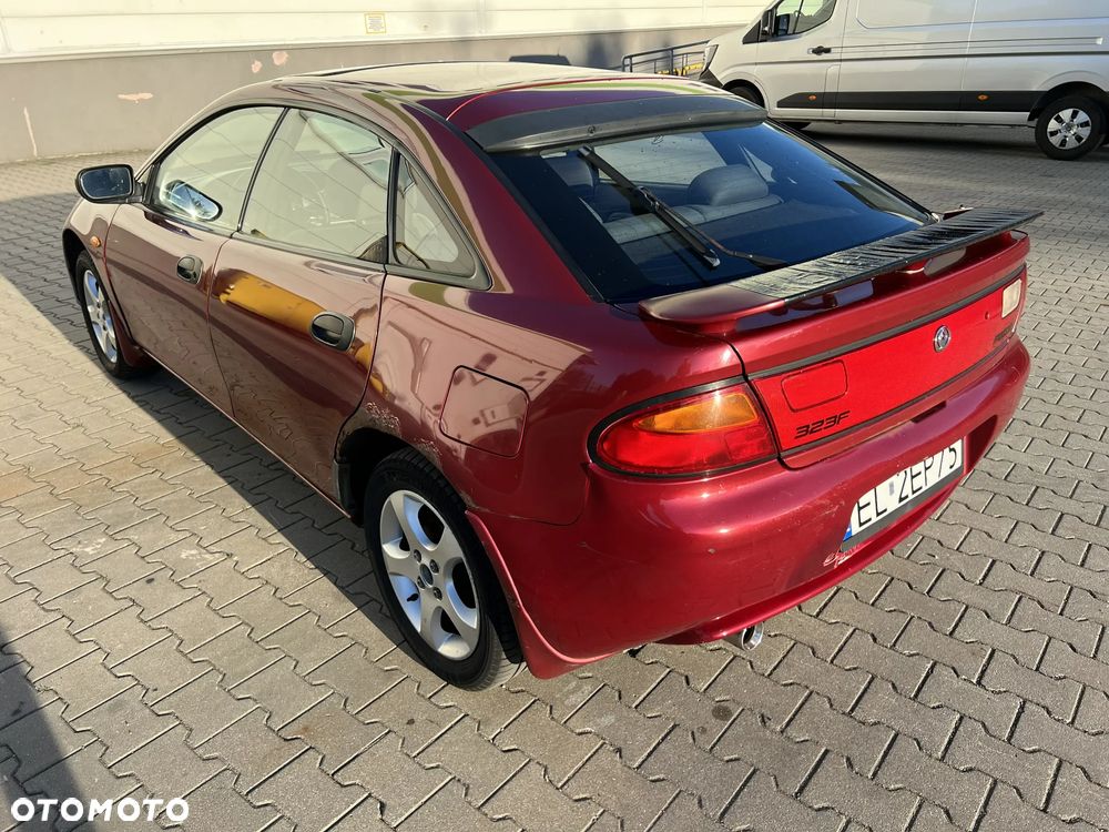 Mazda 323F 1.5 - 6