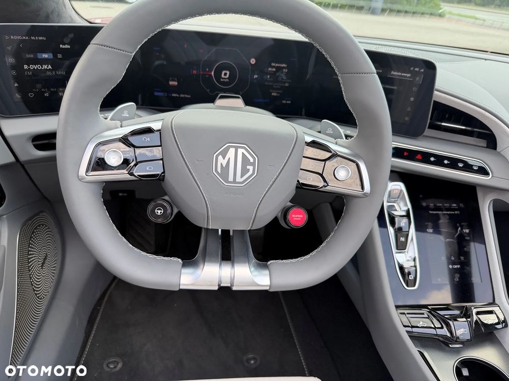 MG Cyberster 77kWh AWD Czarny Dach - 13