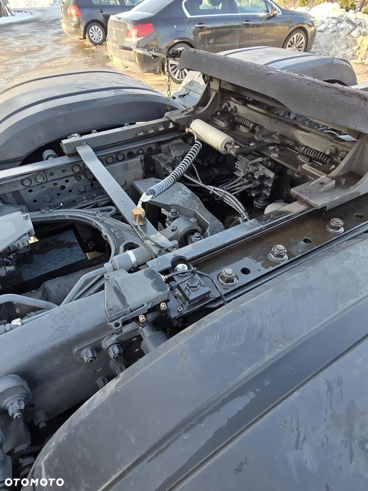 Mercedes-Benz ACTROS 2251 Giga Space - 12